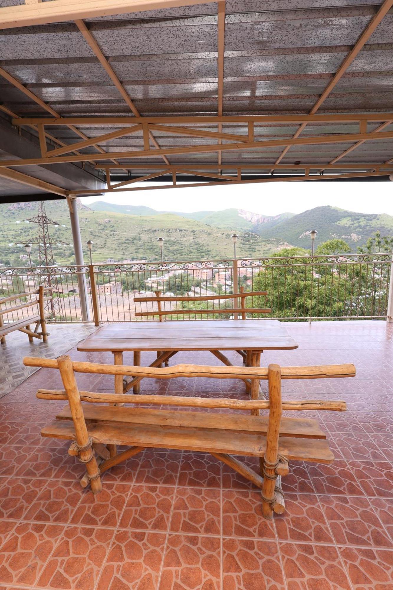 Yeghevnut Hotel Goris Dış mekan fotoğraf
