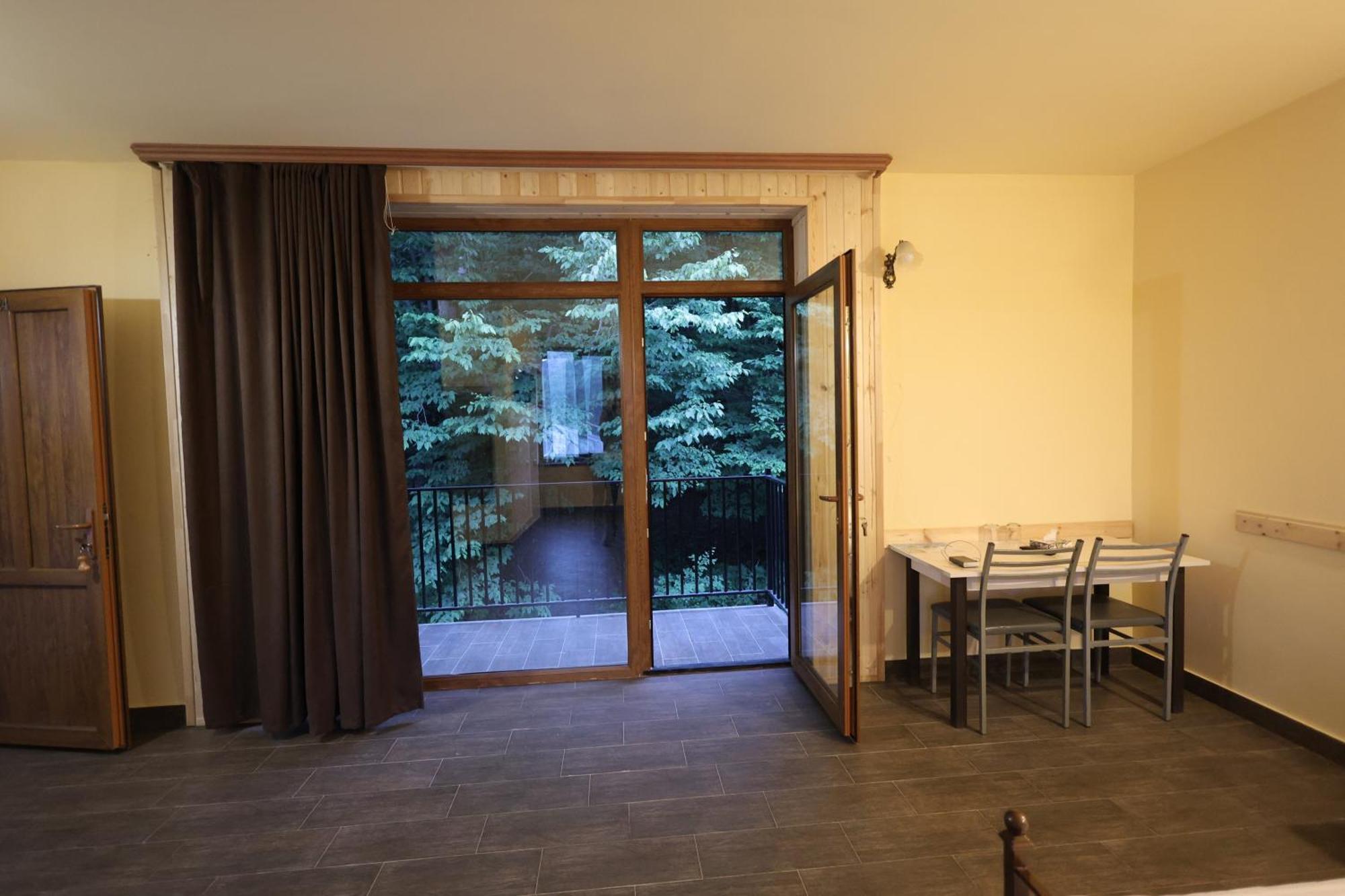 Yeghevnut Hotel Goris Dış mekan fotoğraf