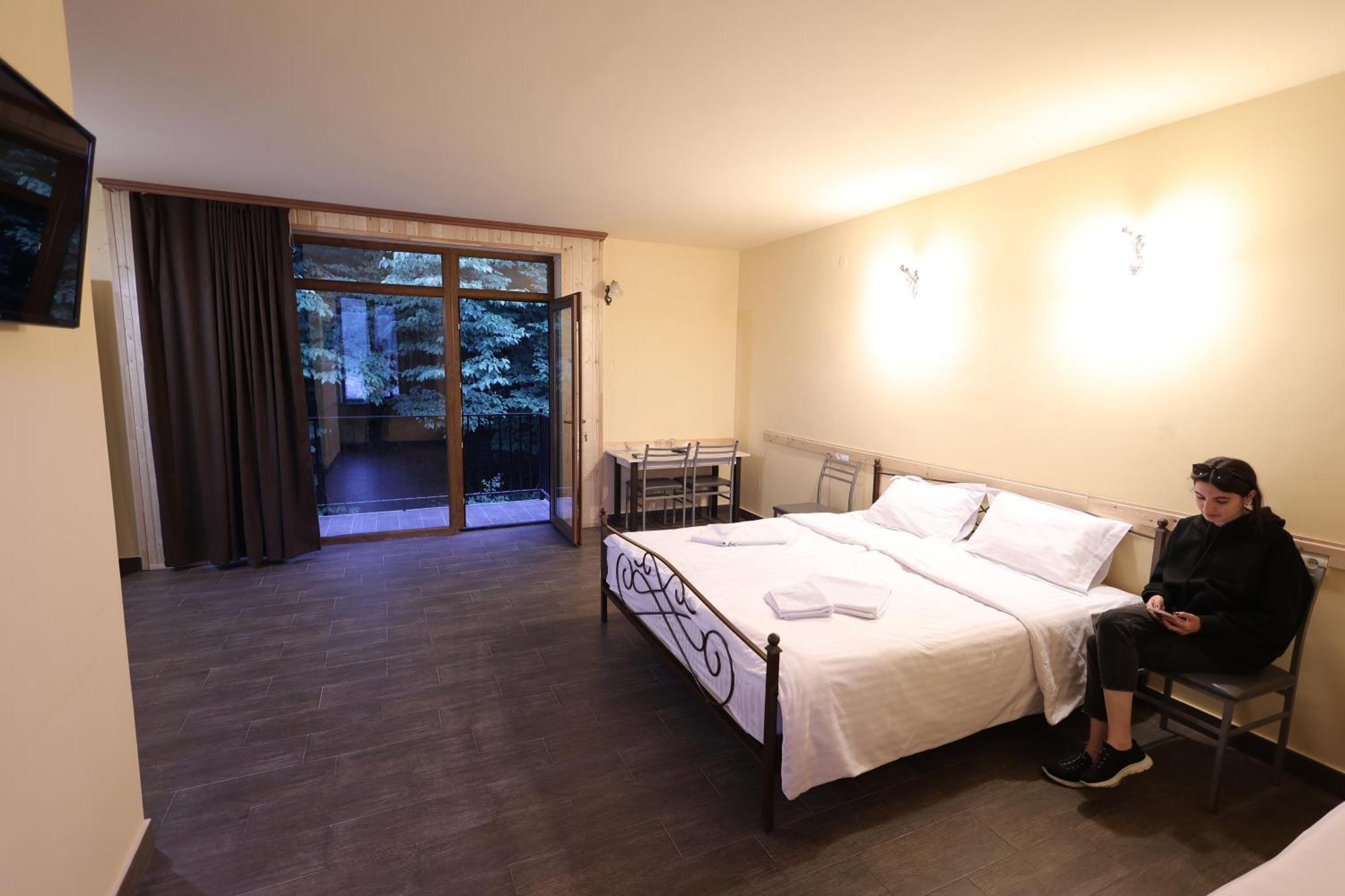 Yeghevnut Hotel Goris Dış mekan fotoğraf