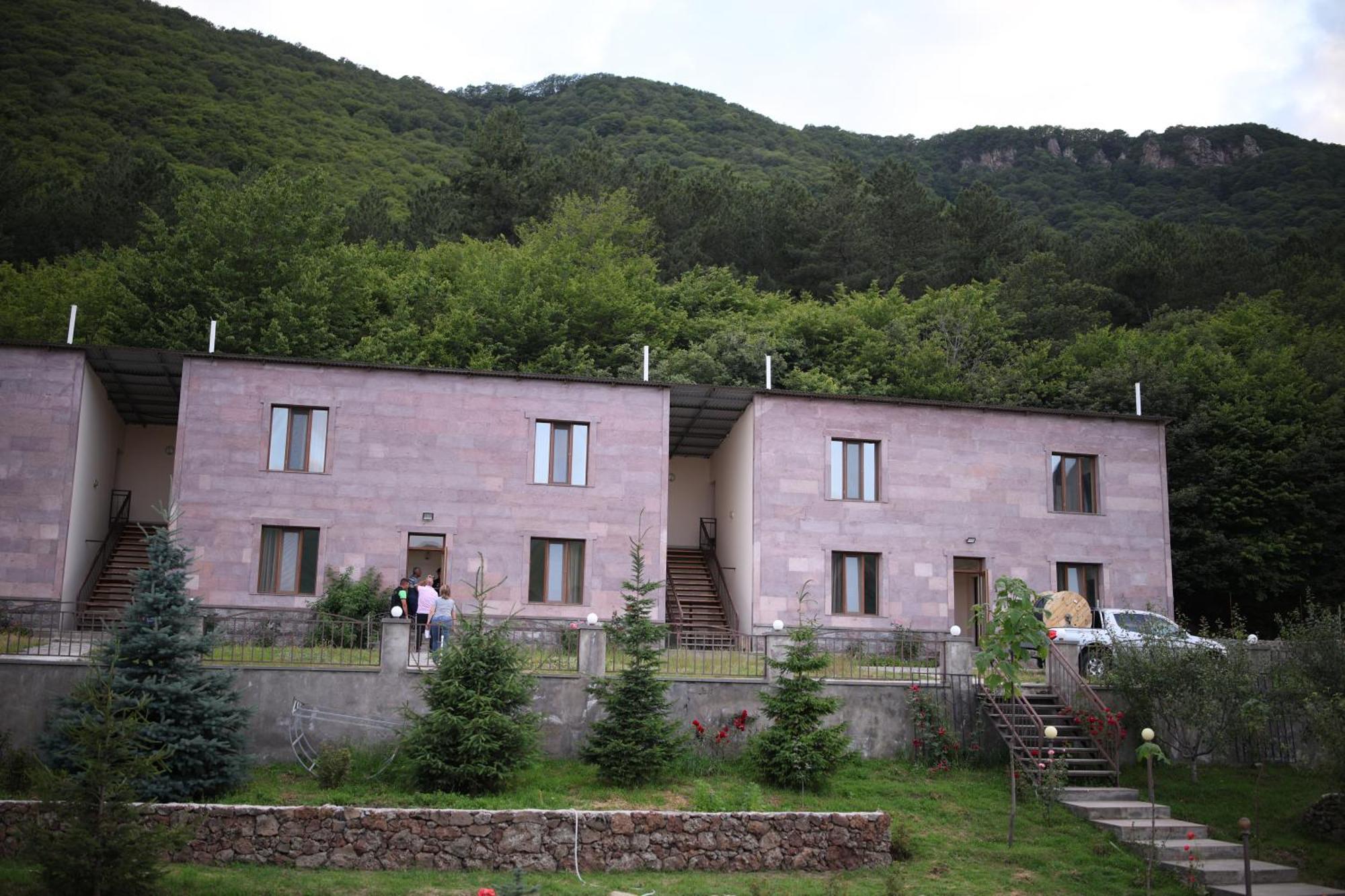 Yeghevnut Hotel Goris Dış mekan fotoğraf