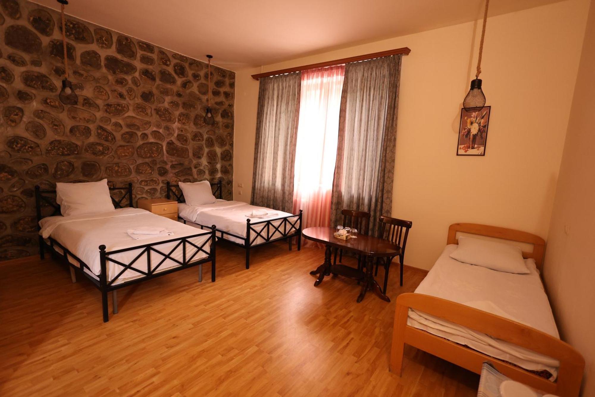 Yeghevnut Hotel Goris Dış mekan fotoğraf